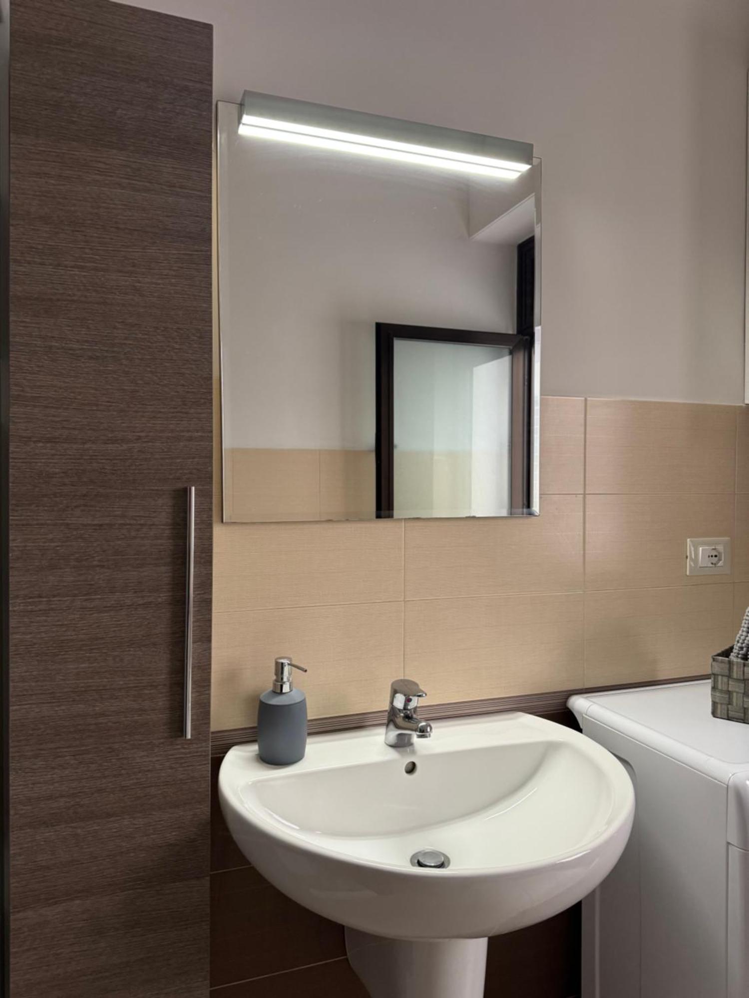 Casa Manthone - Luxrental Apartments Pescara Exteriér fotografie