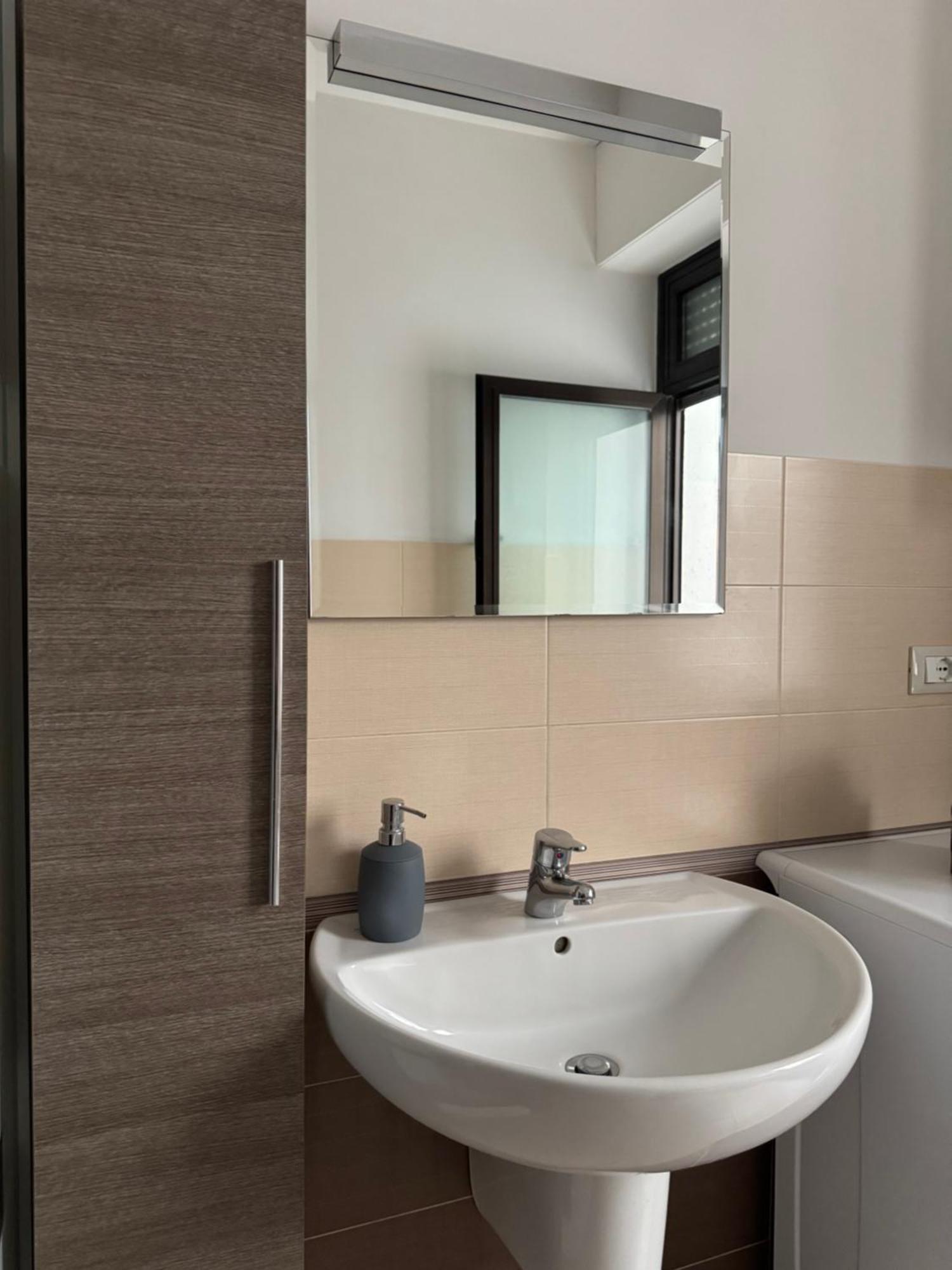 Casa Manthone - Luxrental Apartments Pescara Exteriér fotografie